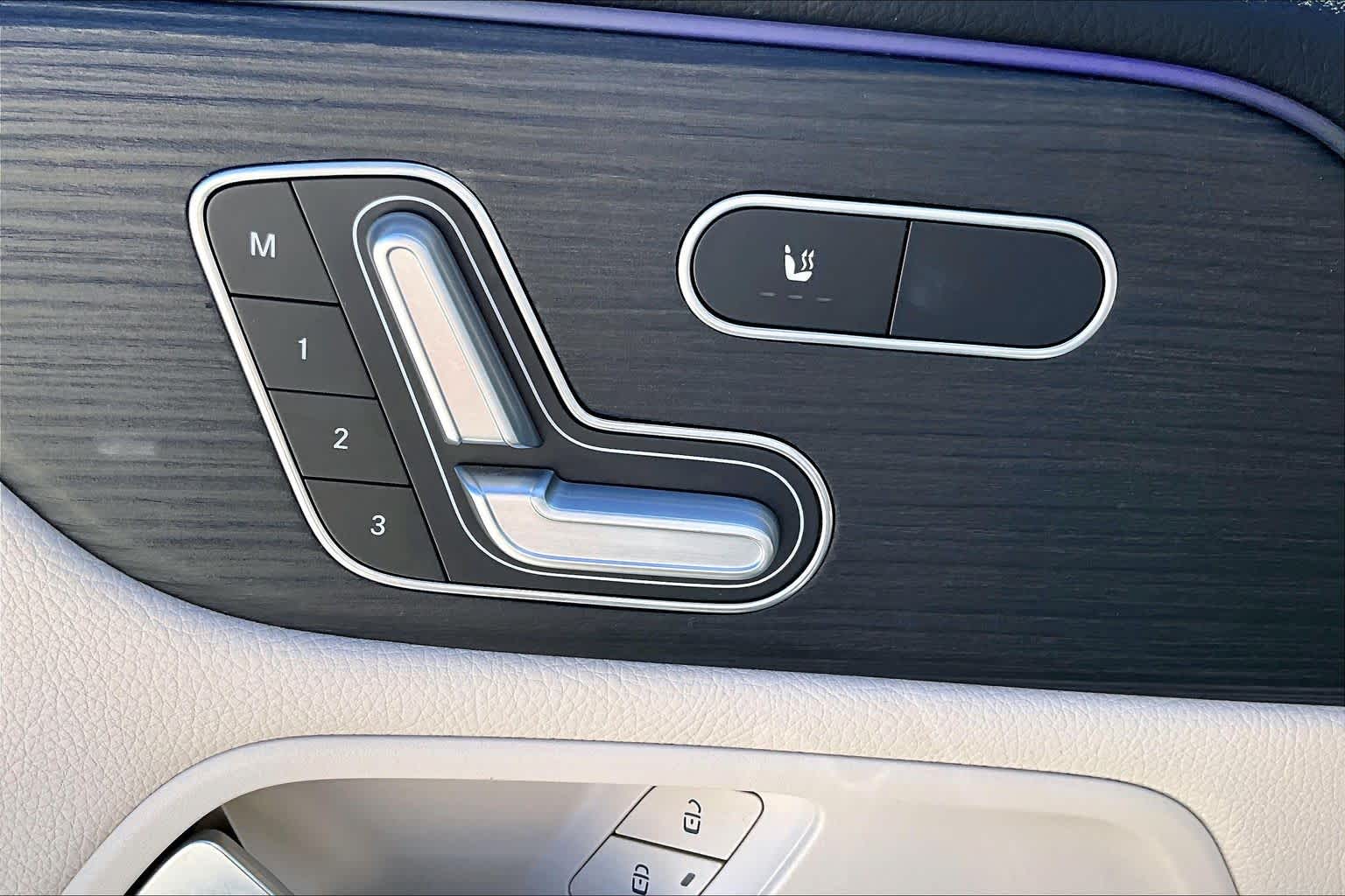 2023 Mercedes-Benz GLB 250 GLB 250 Polar White at Texan GMC Buick