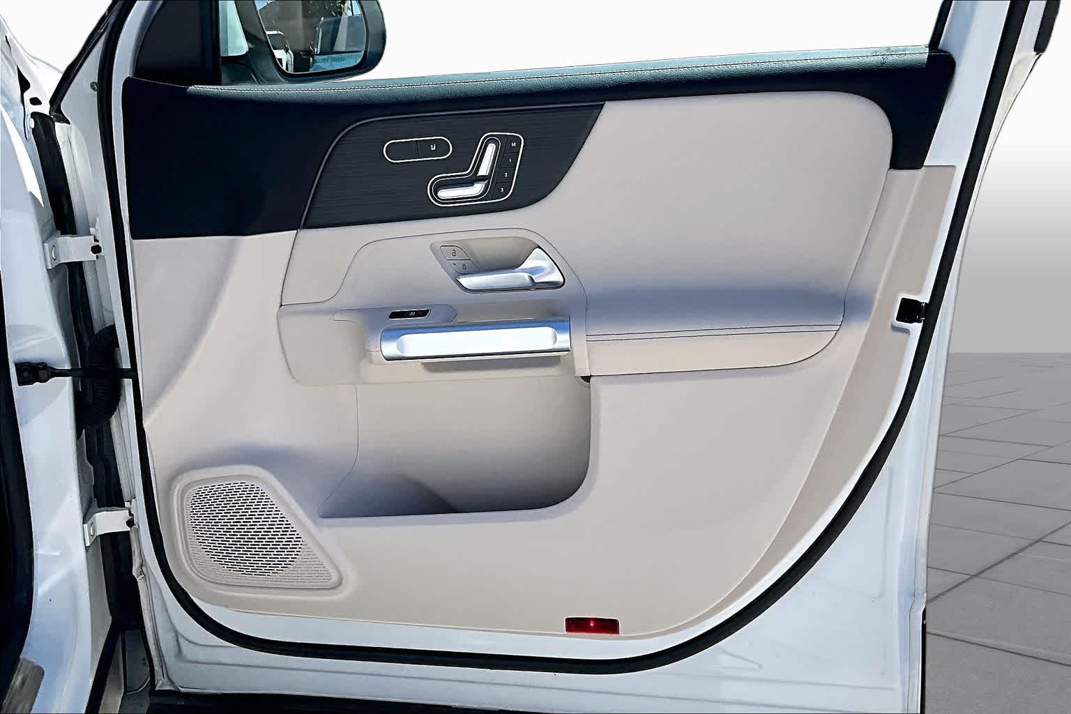 2023 Mercedes-Benz GLB 250 GLB 250 Polar White at Texan GMC Buick