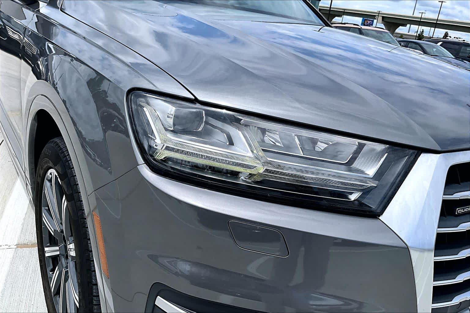 2017 Audi Q7 Premium Plus Graphite Gray Metallic at Lexus of Clear Lake