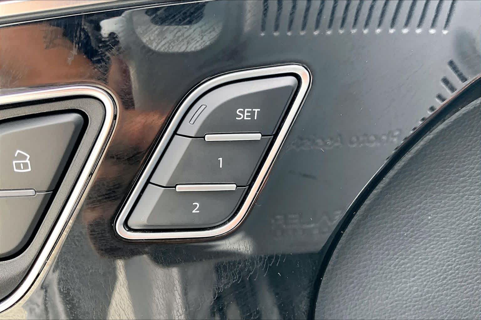 2017 Audi Q7 Premium Plus Graphite Gray Metallic at Lexus of Clear Lake