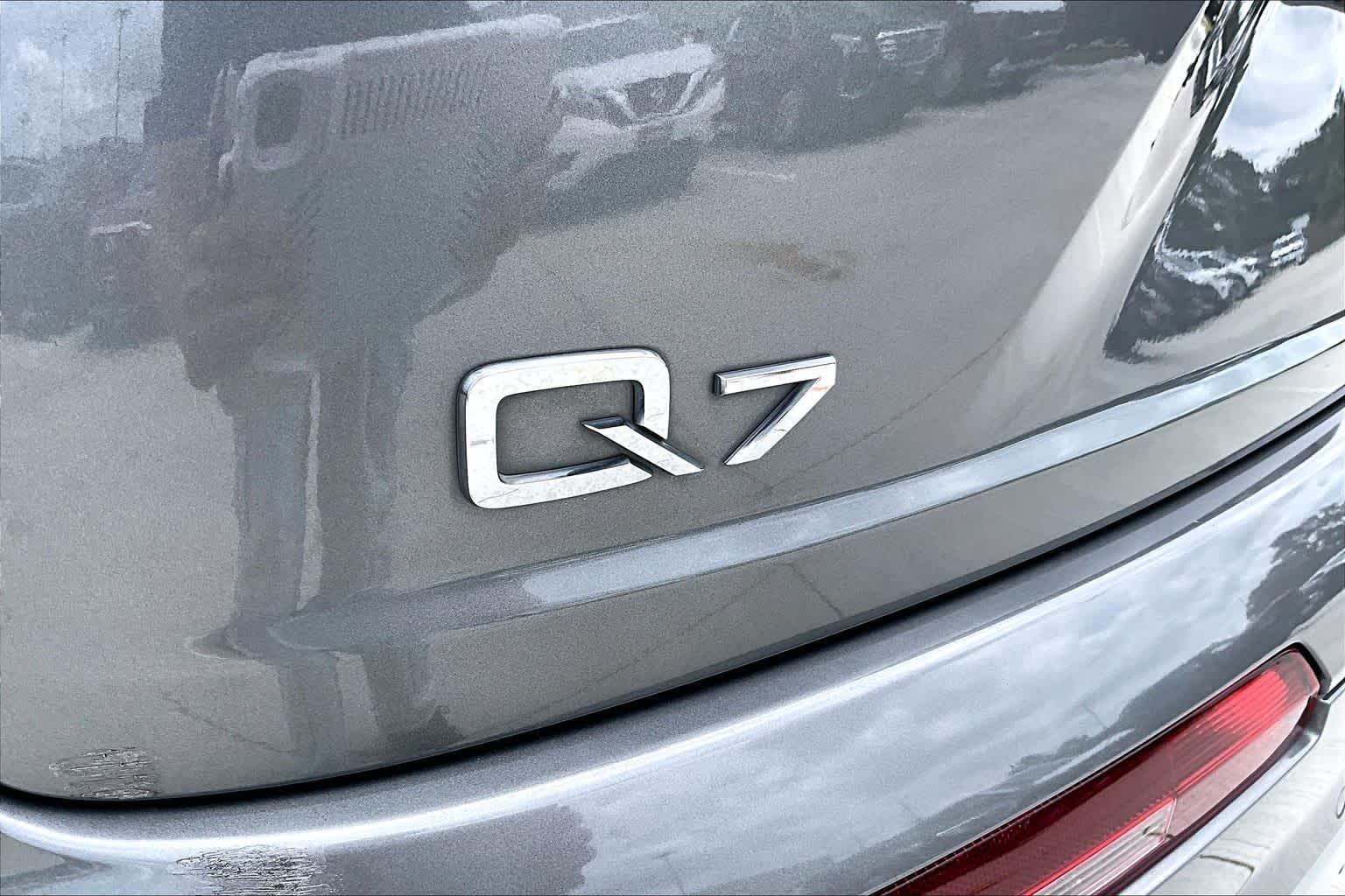 2017 Audi Q7 Premium Plus Graphite Gray Metallic at Lexus of Clear Lake