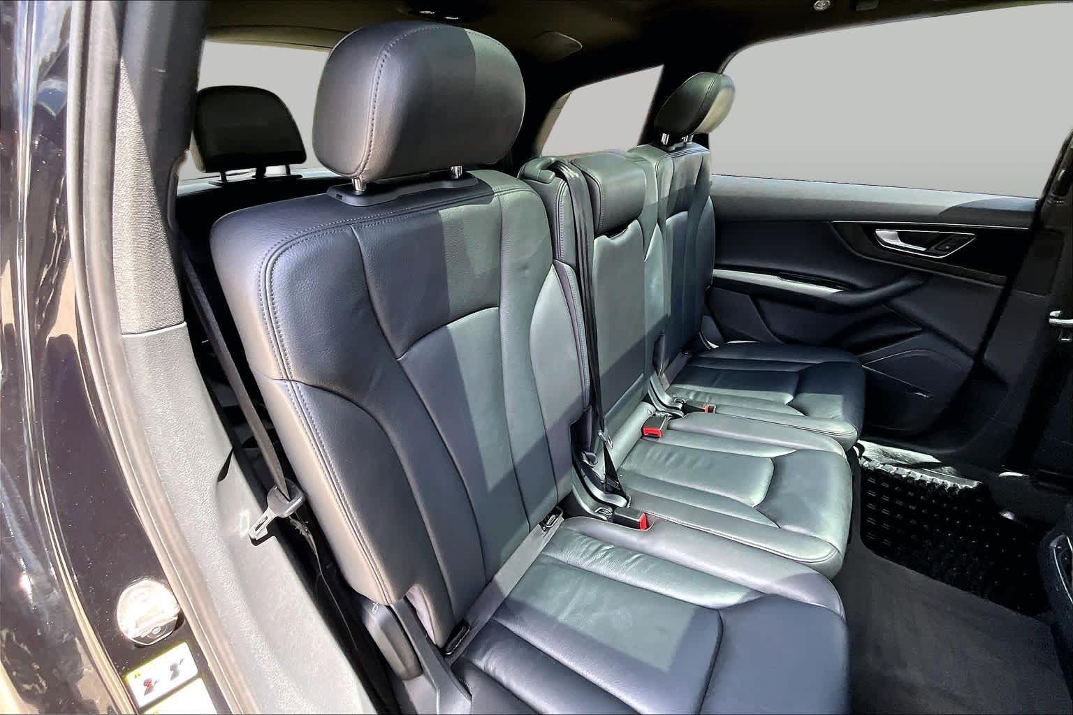 2017 Audi Q7 photo 19 of 33