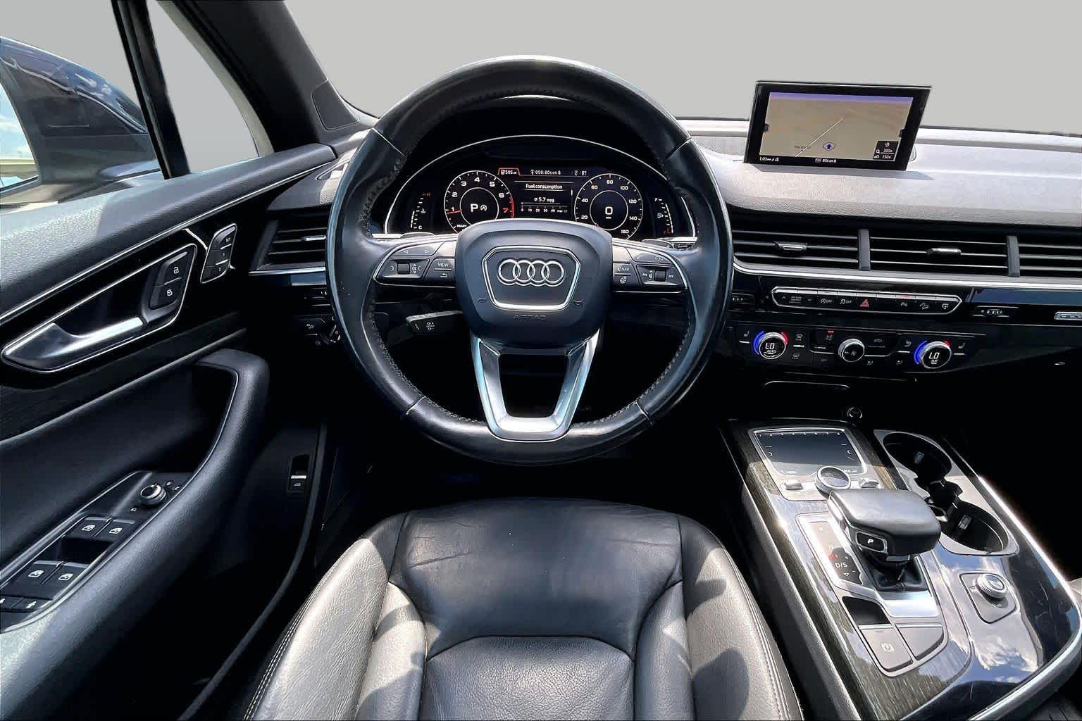 2017 Audi Q7 photo 6 of 33