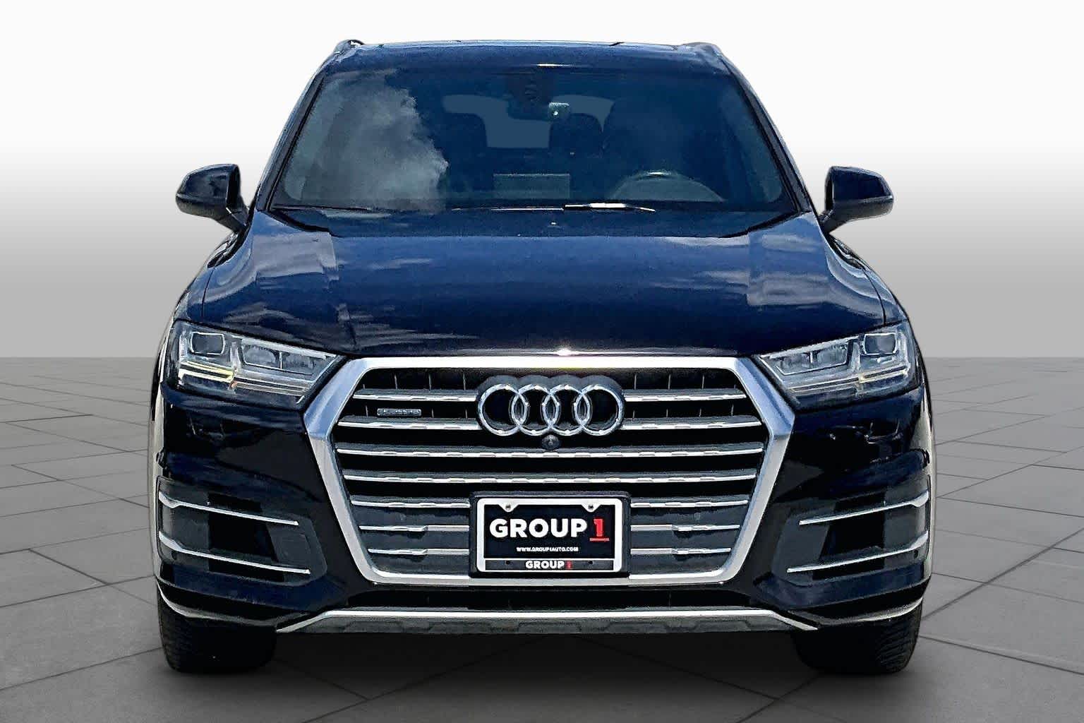 2017 Audi Q7 photo 4 of 33