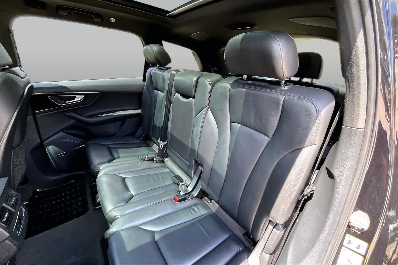 2017 Audi Q7 photo 18 of 33