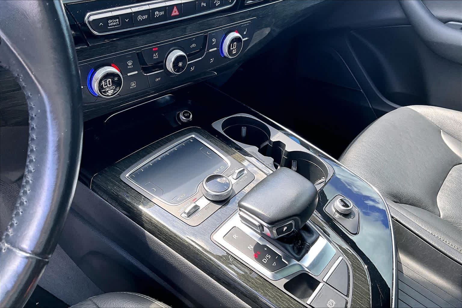 2017 Audi Q7 photo 15 of 33