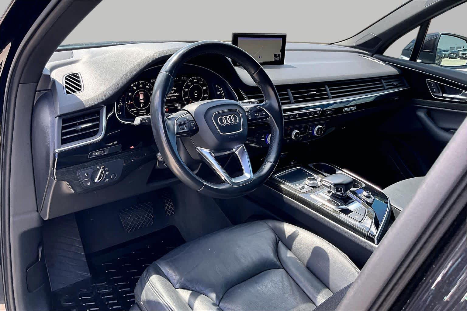 2017 Audi Q7 photo 16 of 33
