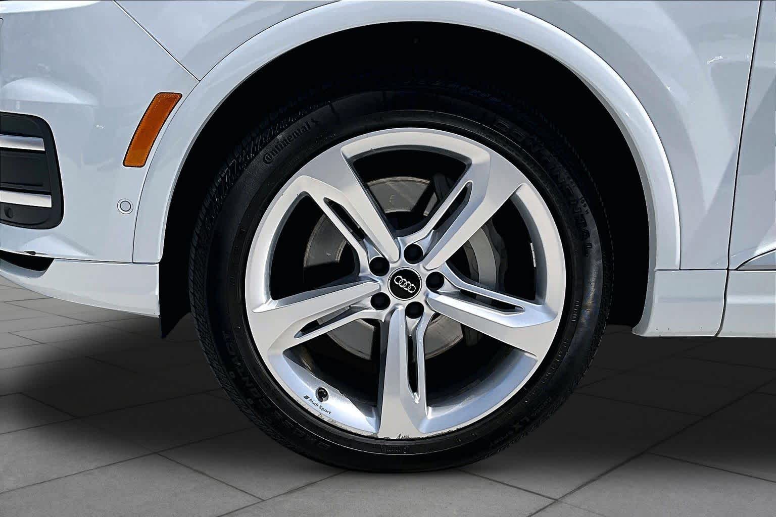 2019 Audi Q7 Prestige Glacier White Metallic at Lexus of Clear Lake