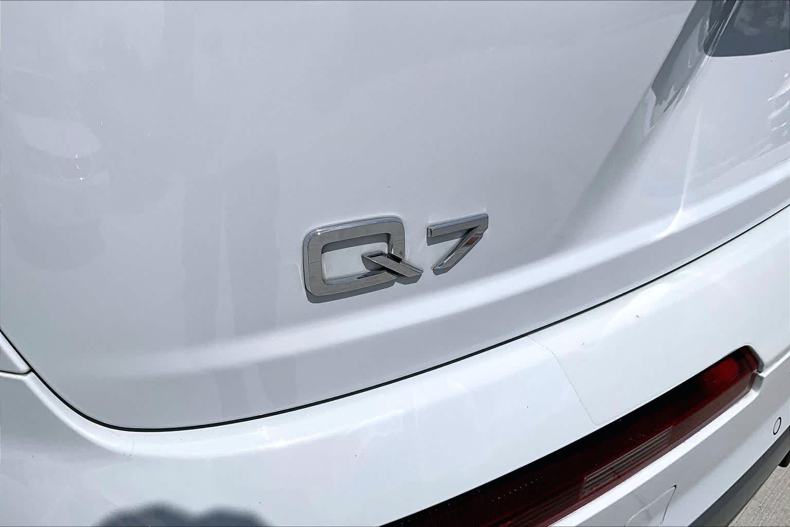 2019 Audi Q7 Prestige Glacier White Metallic at Lexus of Clear Lake
