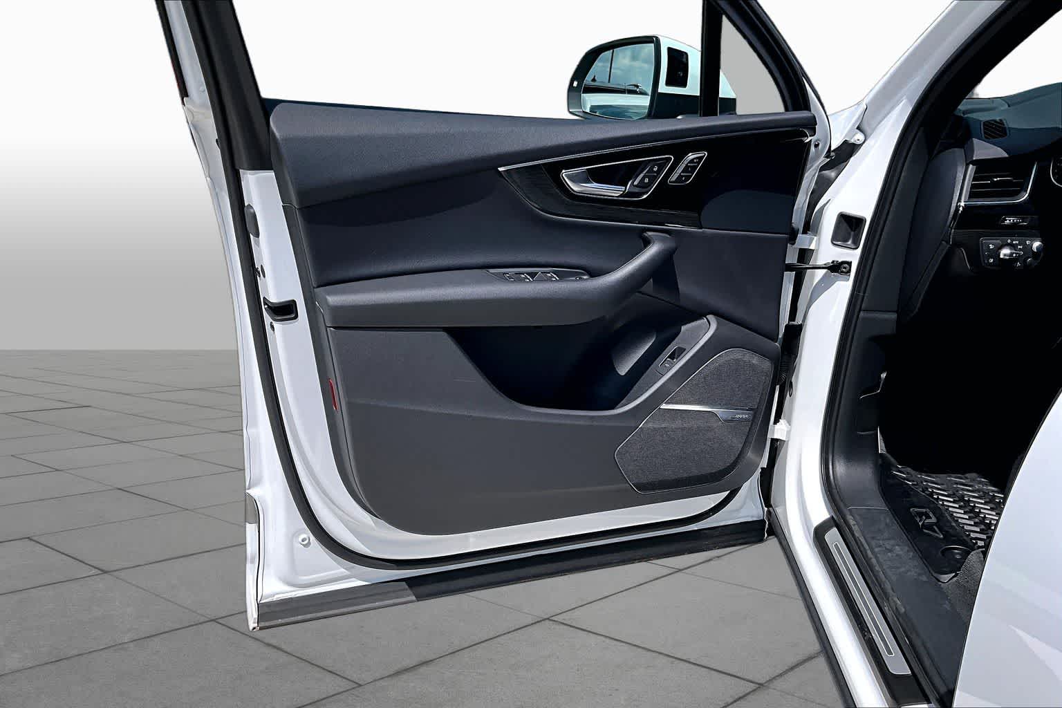 2019 Audi Q7 Prestige Glacier White Metallic at Lexus of Clear Lake