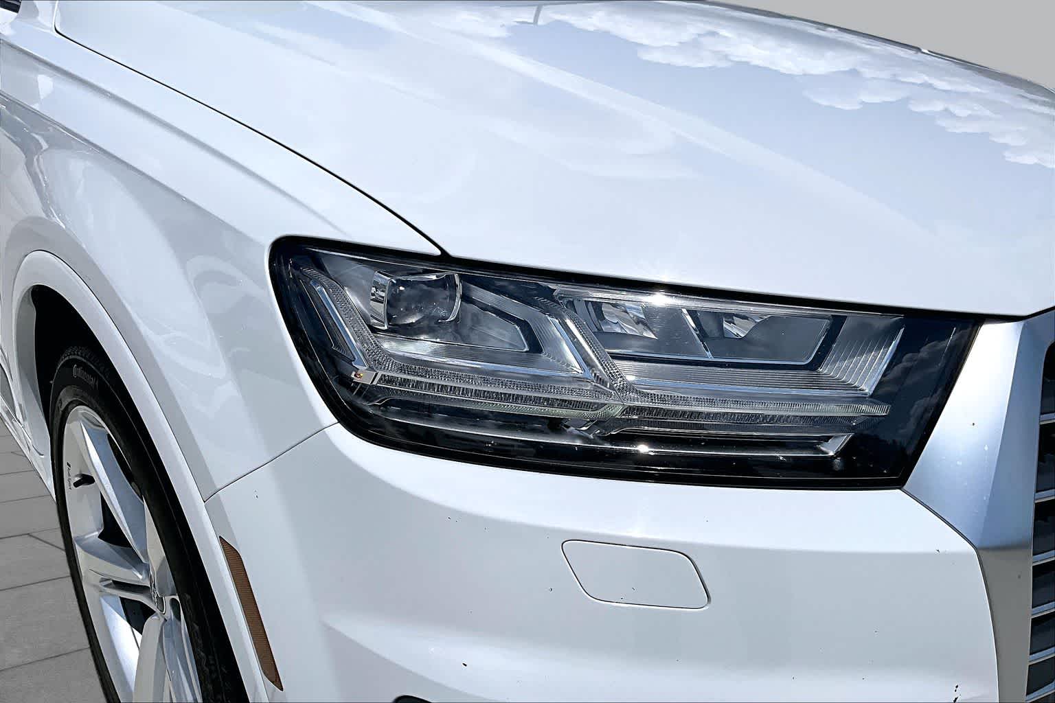2019 Audi Q7 Prestige Glacier White Metallic at Lexus of Clear Lake