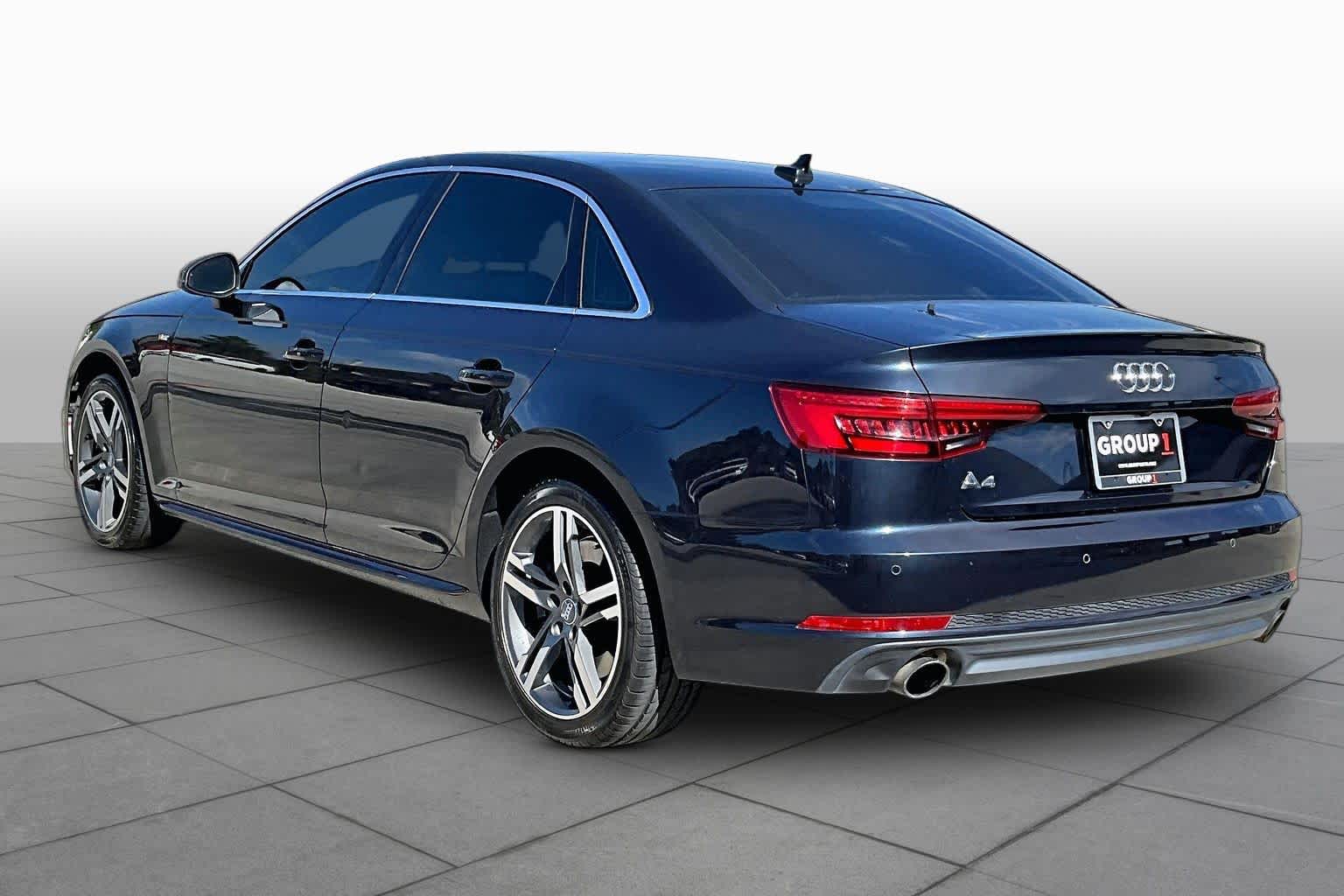 2017 Audi A4 photo 10 of 30