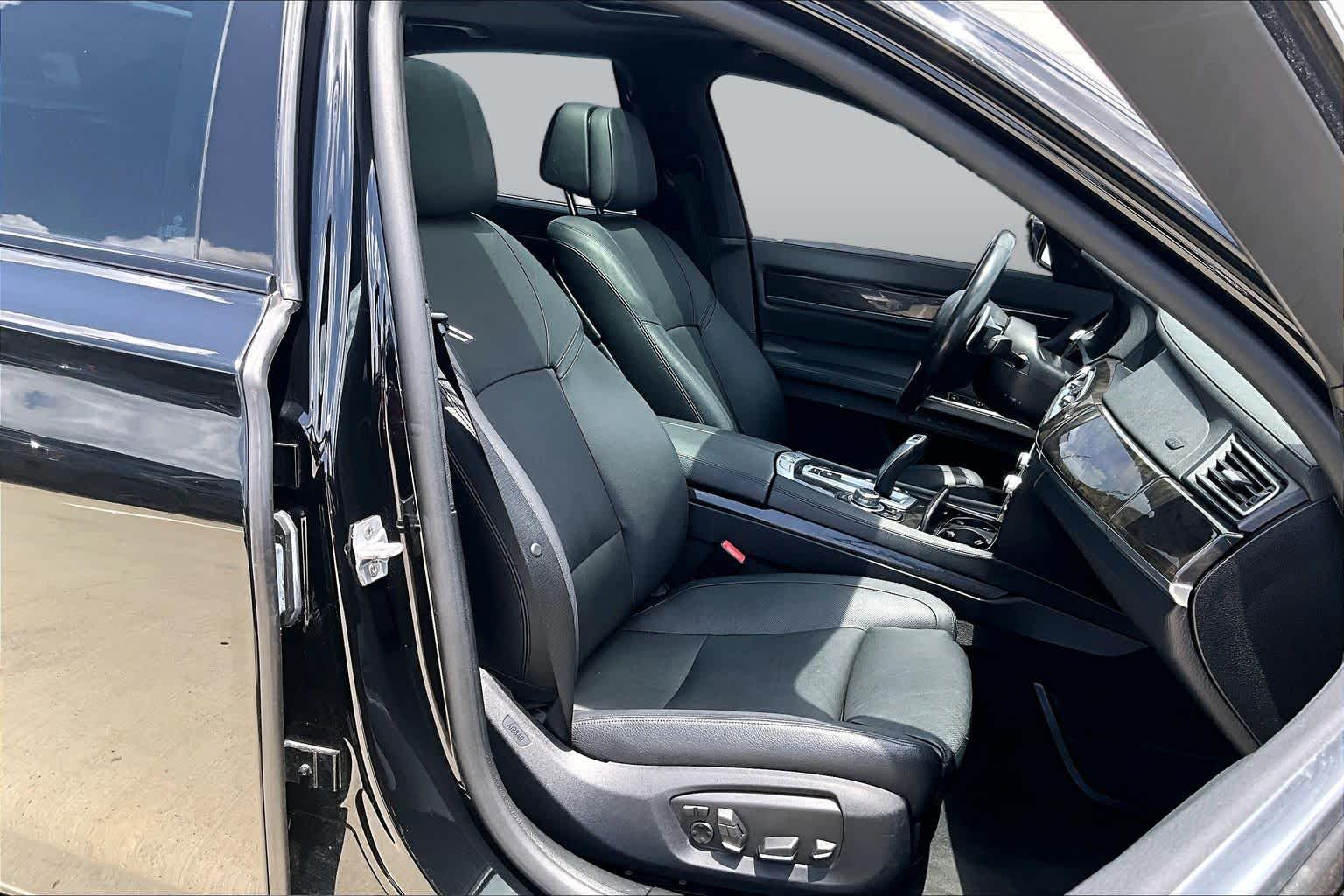 2013 BMW 740i 740i Black Sapphire Metallic at Tomball Ford