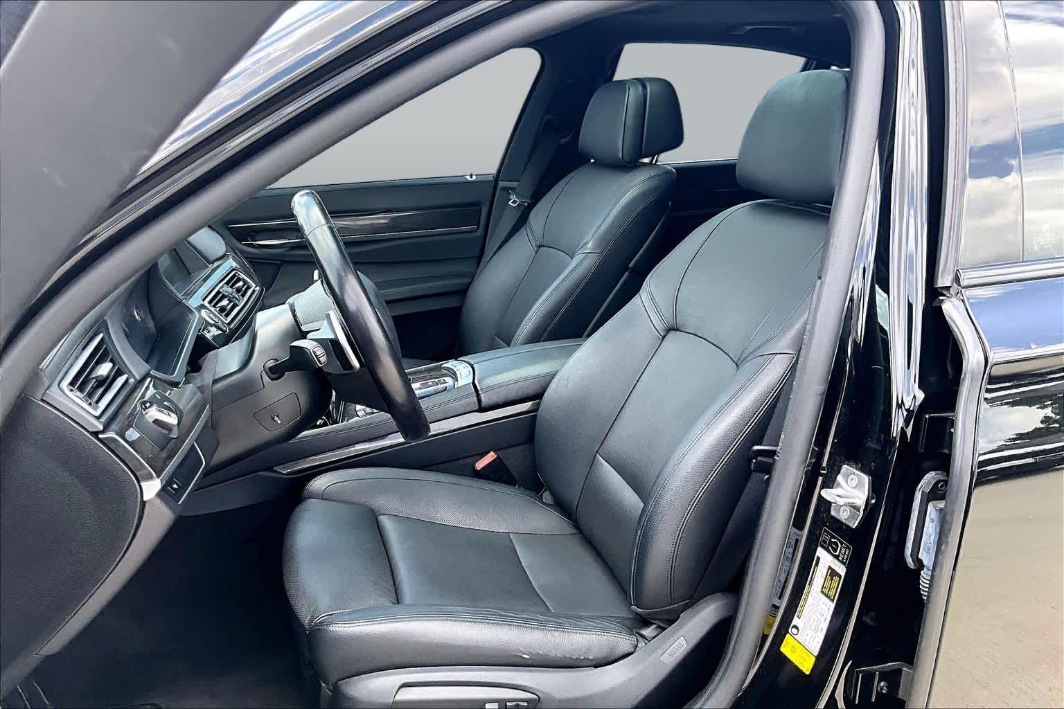 2013 BMW 740i 740i Black Sapphire Metallic at Tomball Ford
