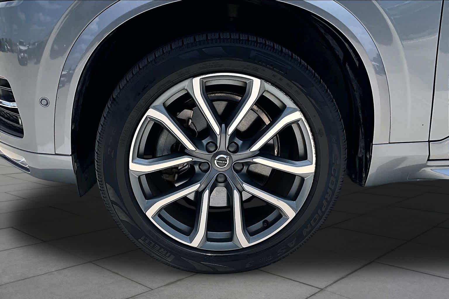2018 Volvo XC90 Momentum Osmium Grey Metallic at Westside Kia
