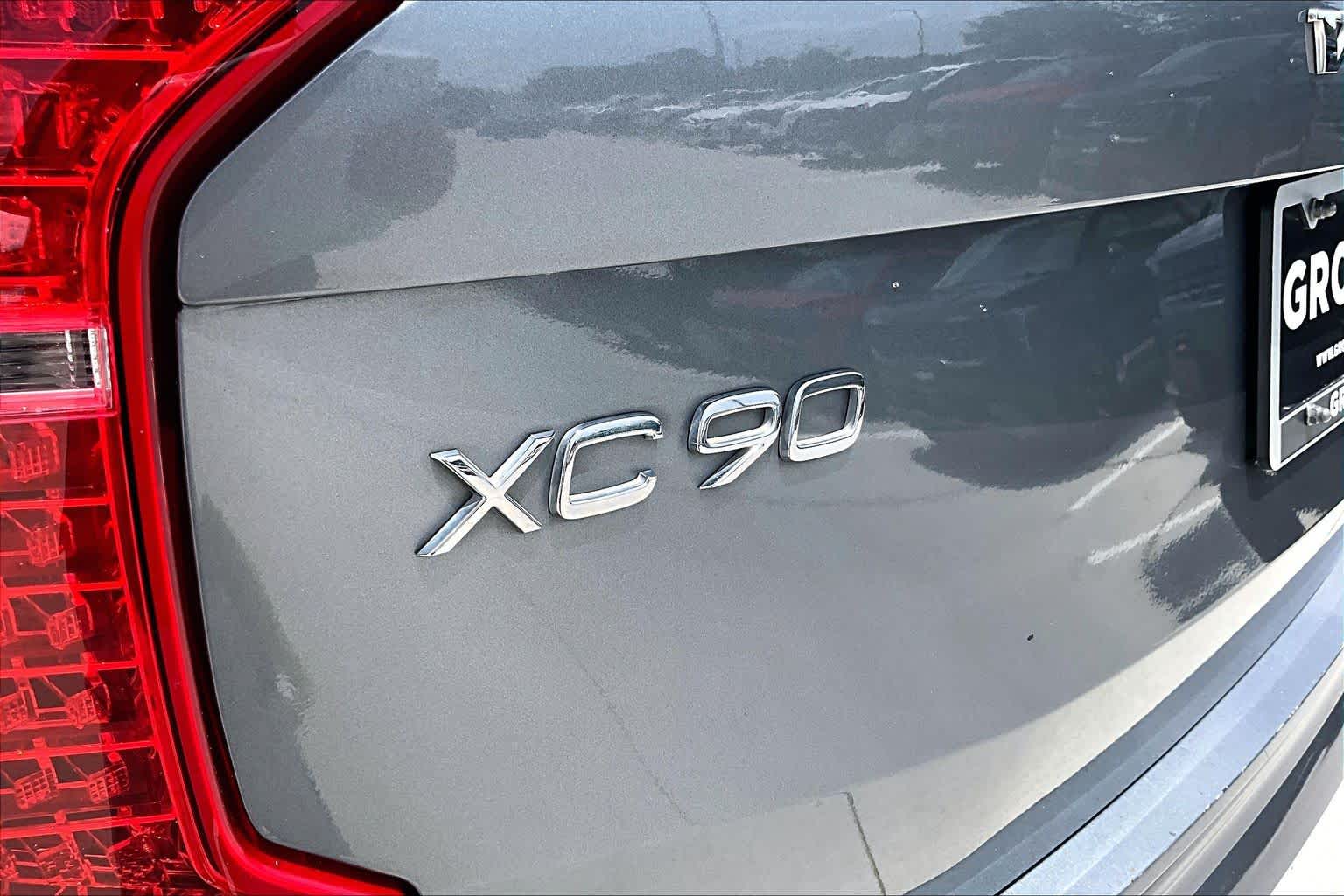 2018 Volvo XC90 Momentum Osmium Grey Metallic at Westside Kia