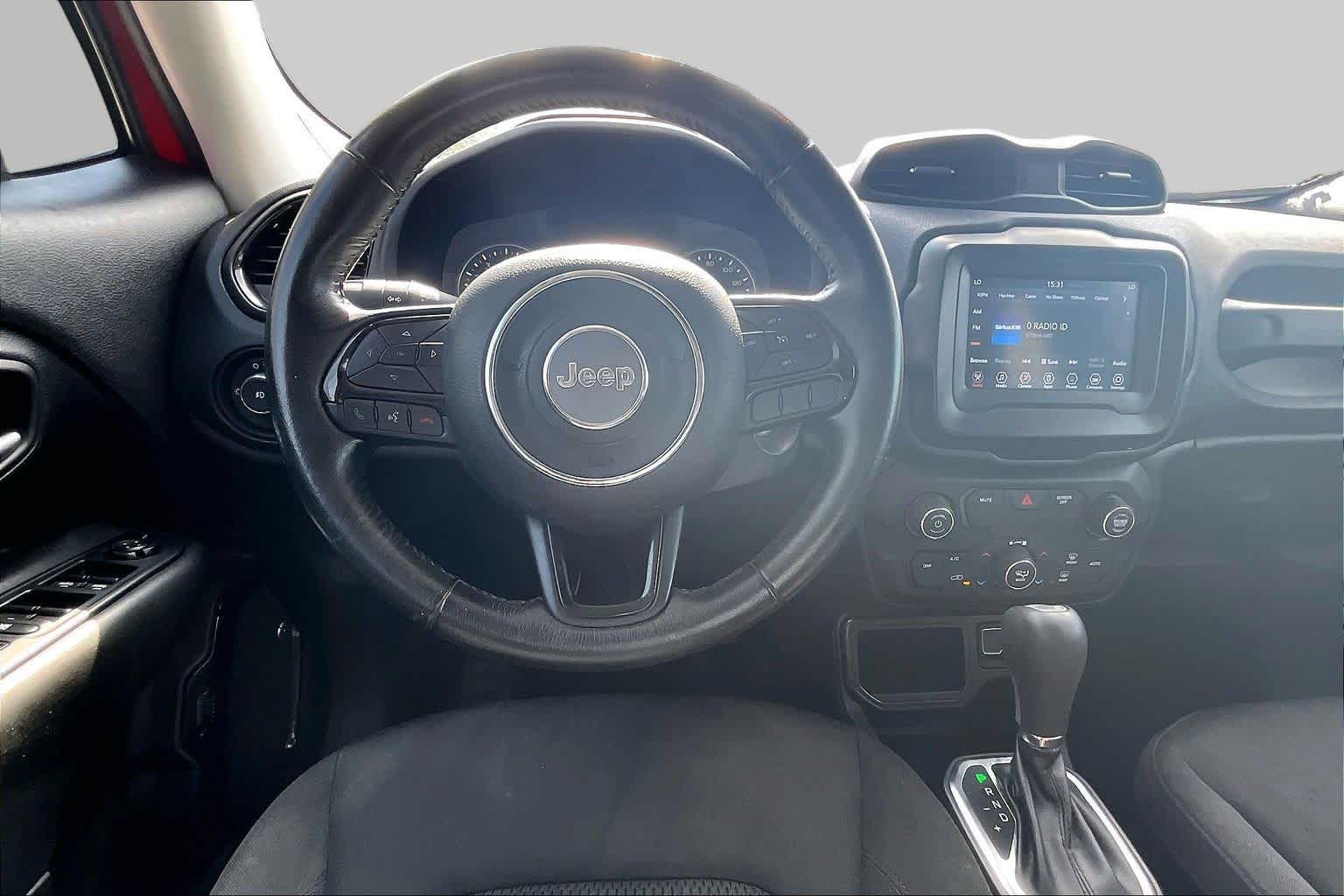 2018 Jeep Renegade photo 6 of 30