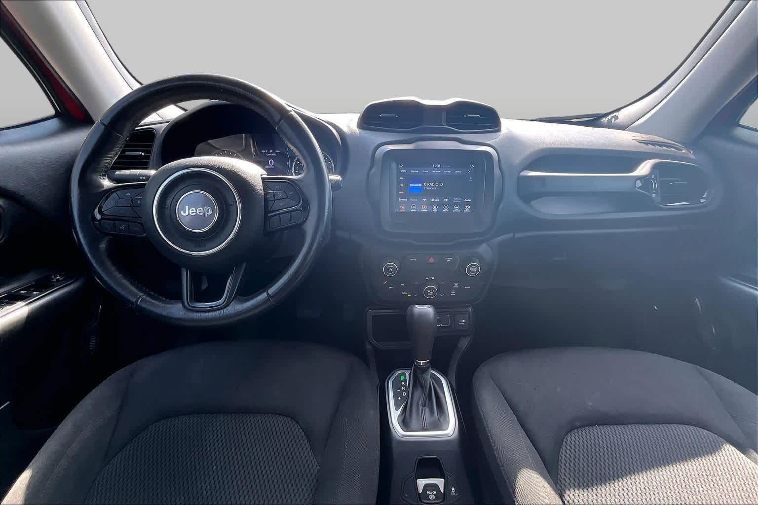 2018 Jeep Renegade photo 14 of 30