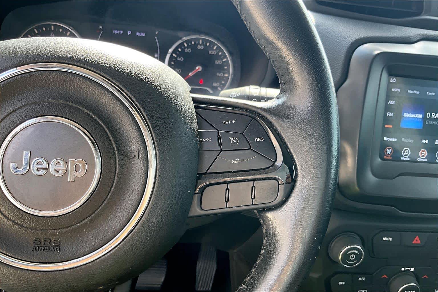 2018 Jeep Renegade photo 23 of 30