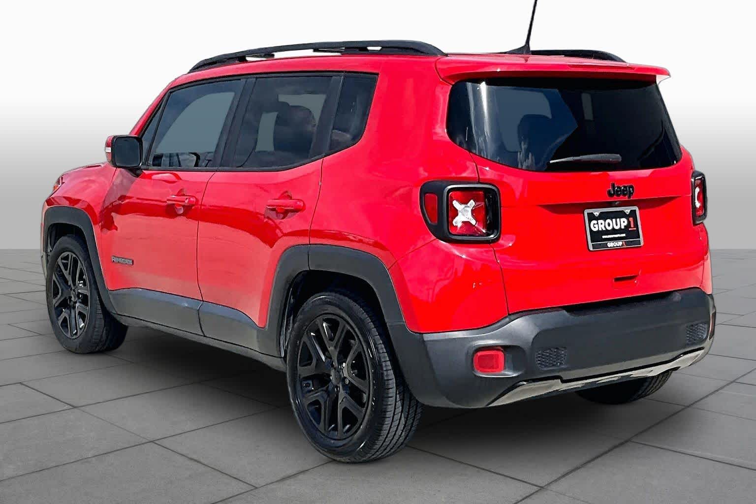 2018 Jeep Renegade photo 11 of 30