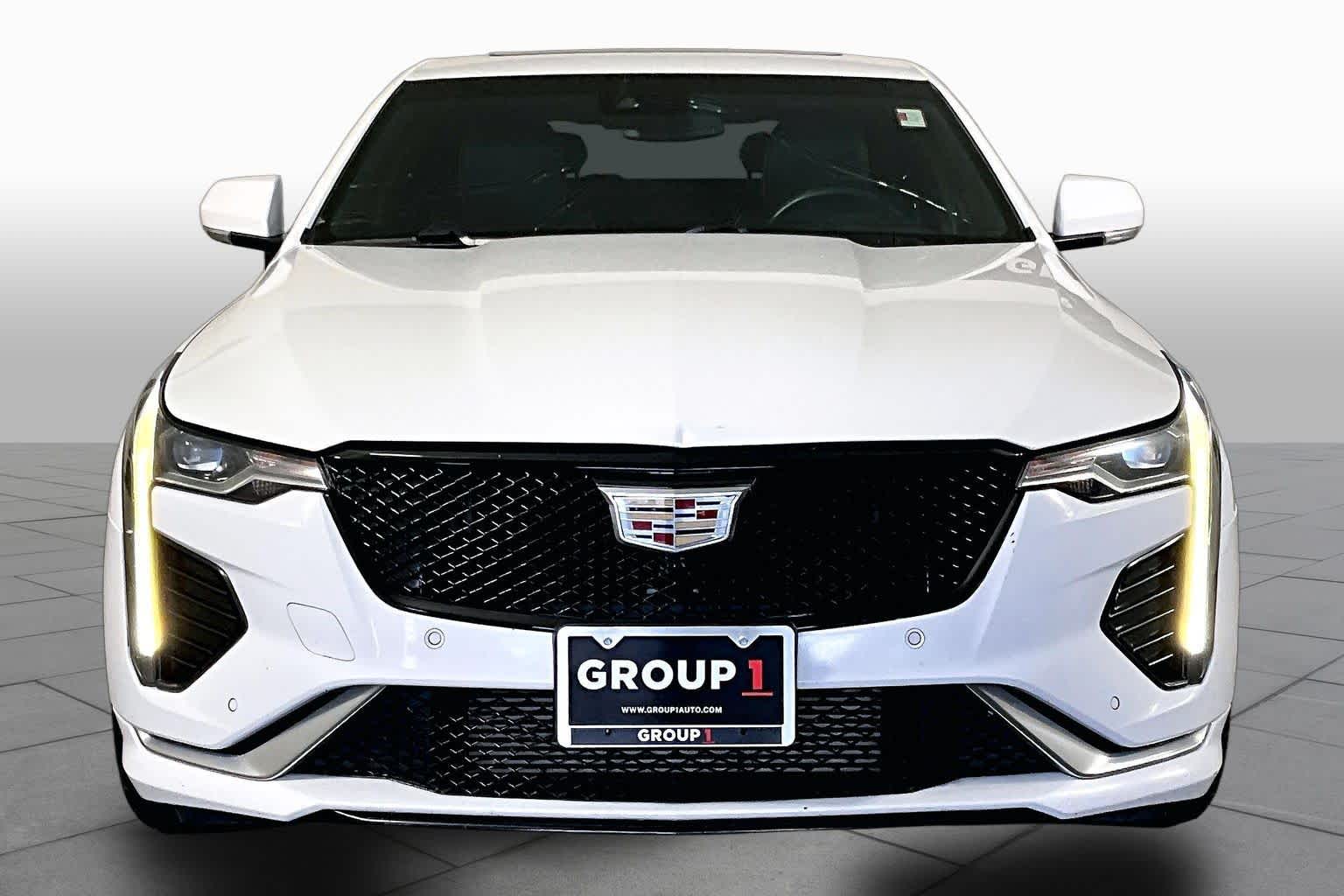 Used 2022 SUMMIT WHITE Cadillac Sport image 4