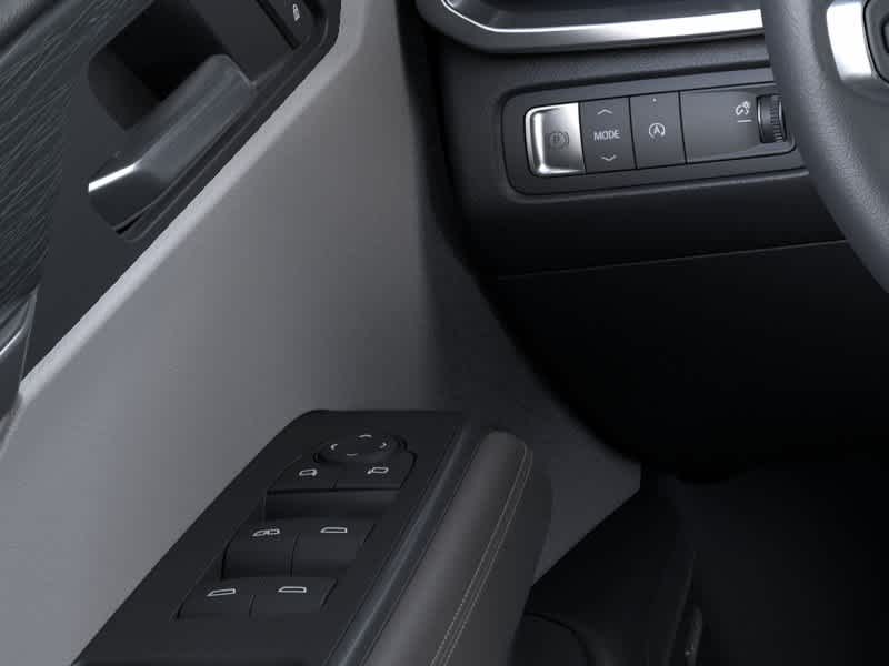 New 2026 Glacier White Tricoat GMC Elevation image 22