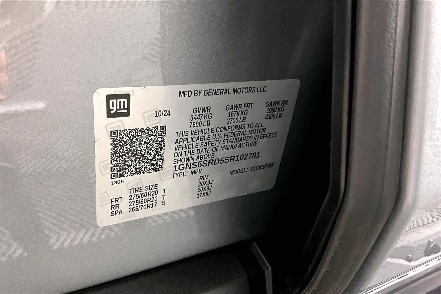Certified Used 2025 Sterling Gray Metallic Chevrolet Premier image 34