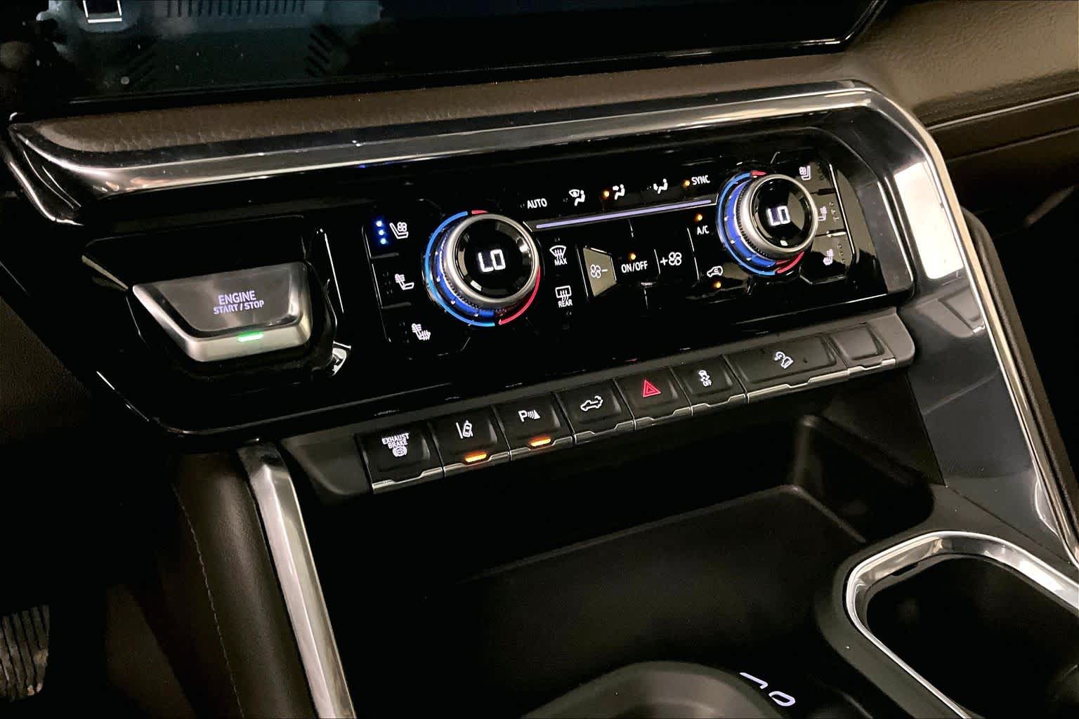 Used 2024 White Frost Tricoat GMC Denali image 35