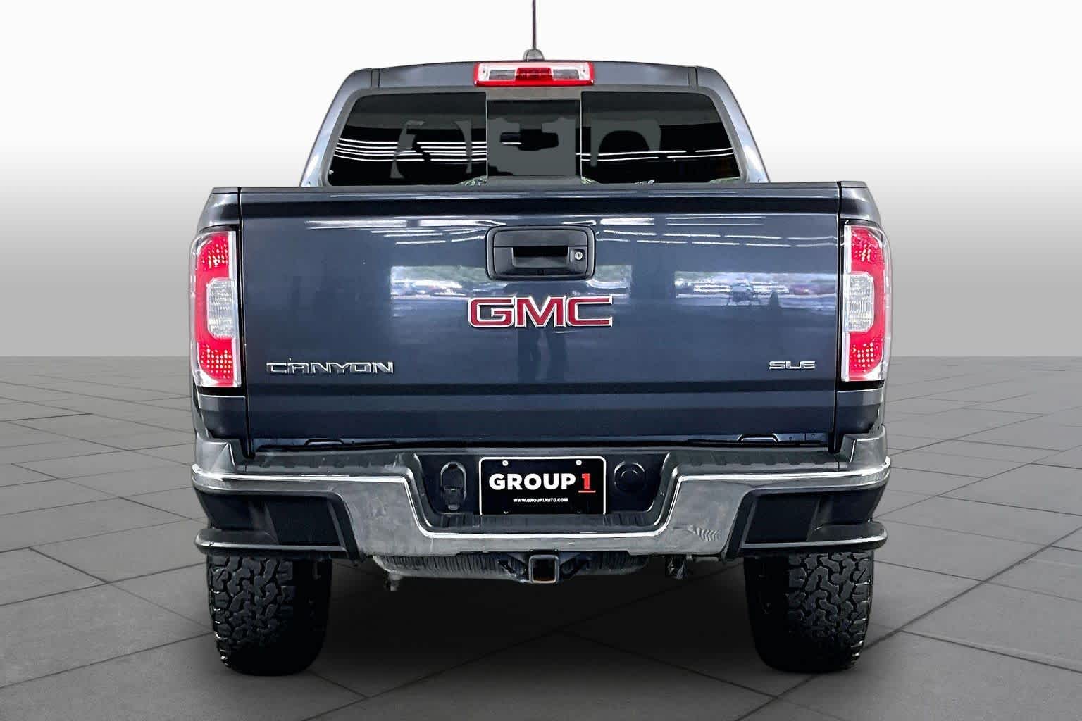 Used 2017 CYBER GRAY METALLIC GMC 2WD SLE image 5