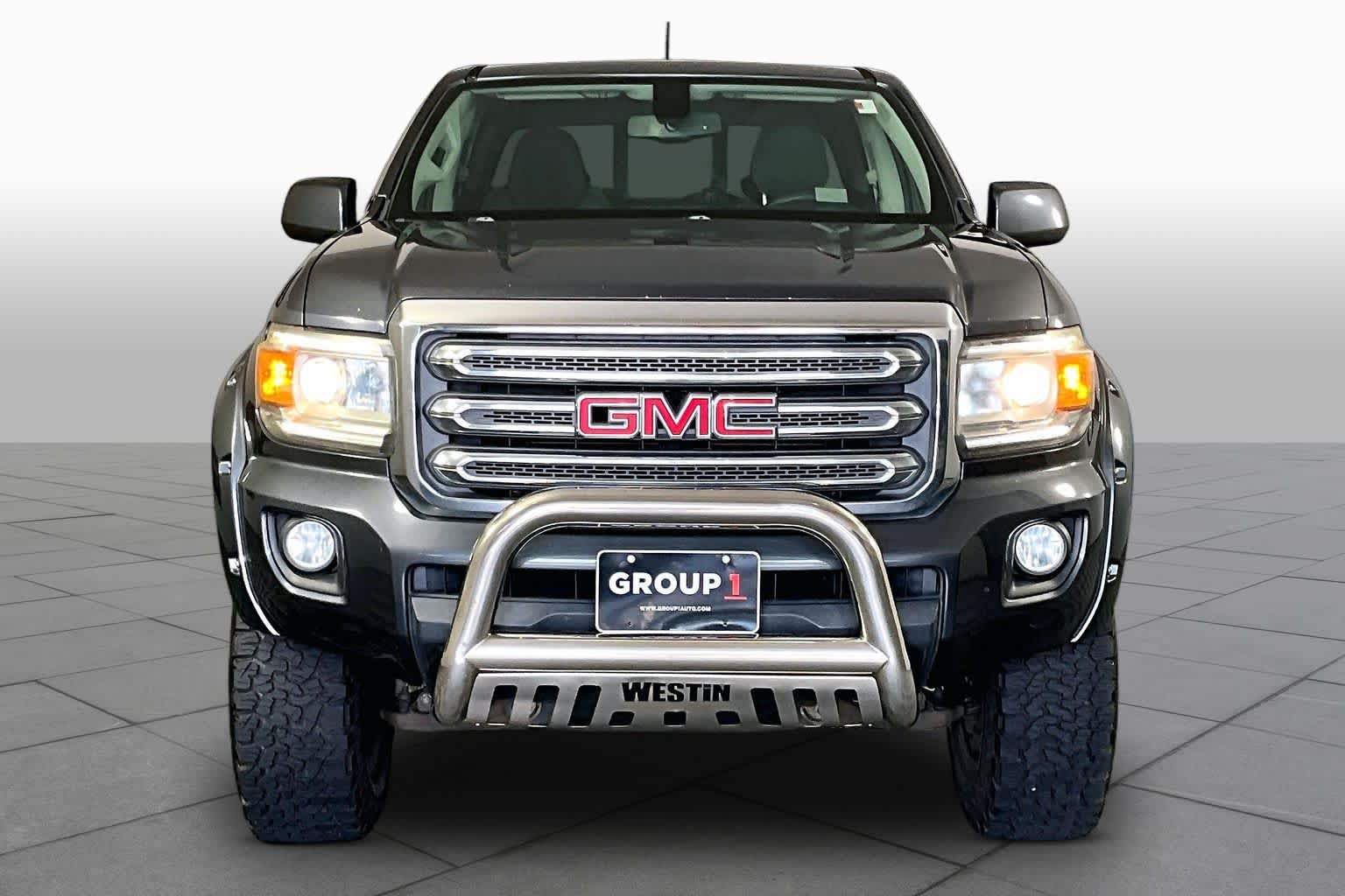 Used 2017 CYBER GRAY METALLIC GMC 2WD SLE image 4