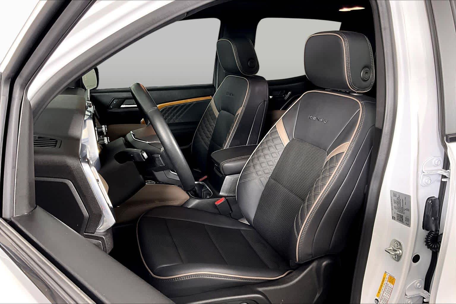 Pre-Owned 2024 GMC Canyon Denali