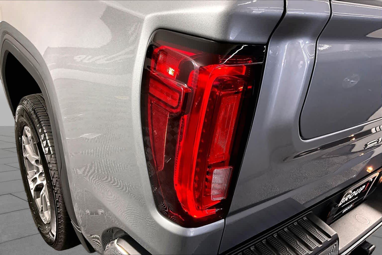 Certified Used 2026 Sterling Metallic GMC SLT image 33