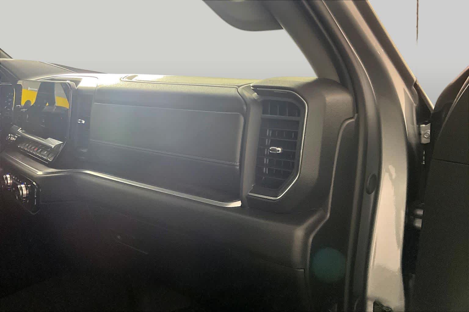 Certified Used 2026 Sterling Metallic GMC SLT image 20
