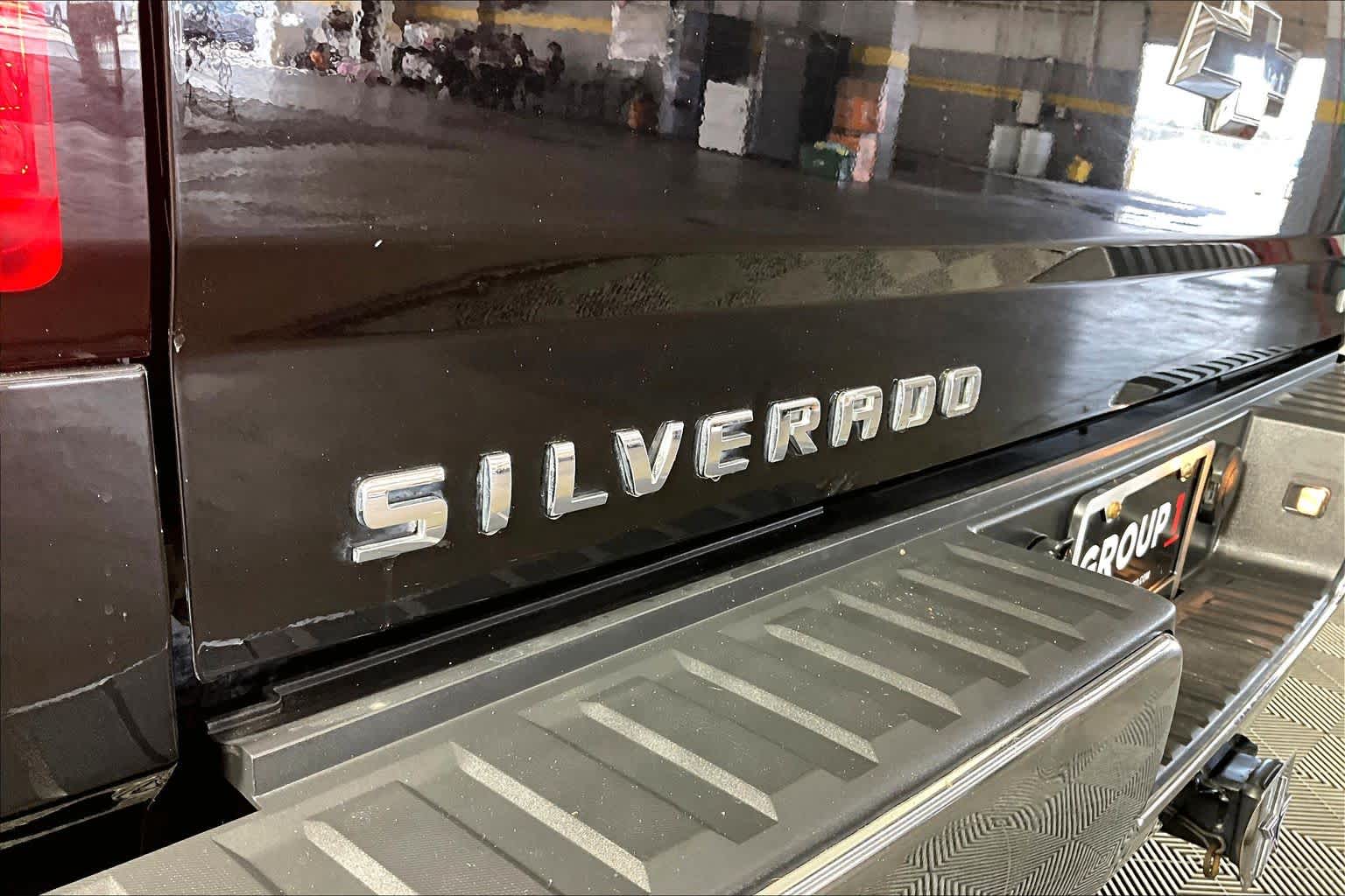 Used 2017 BLACK Chevrolet LT image 30