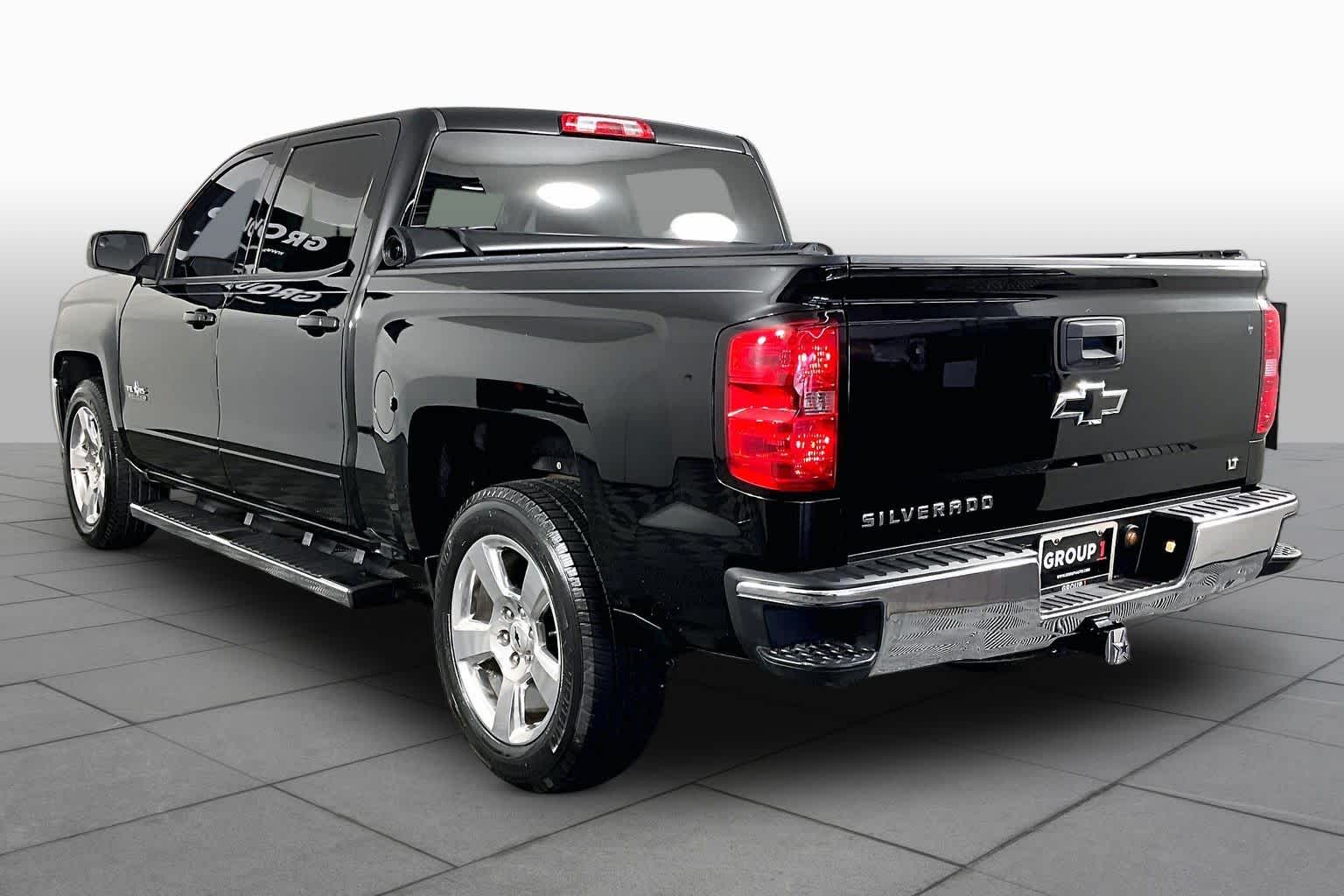 Used 2017 BLACK Chevrolet LT image 12