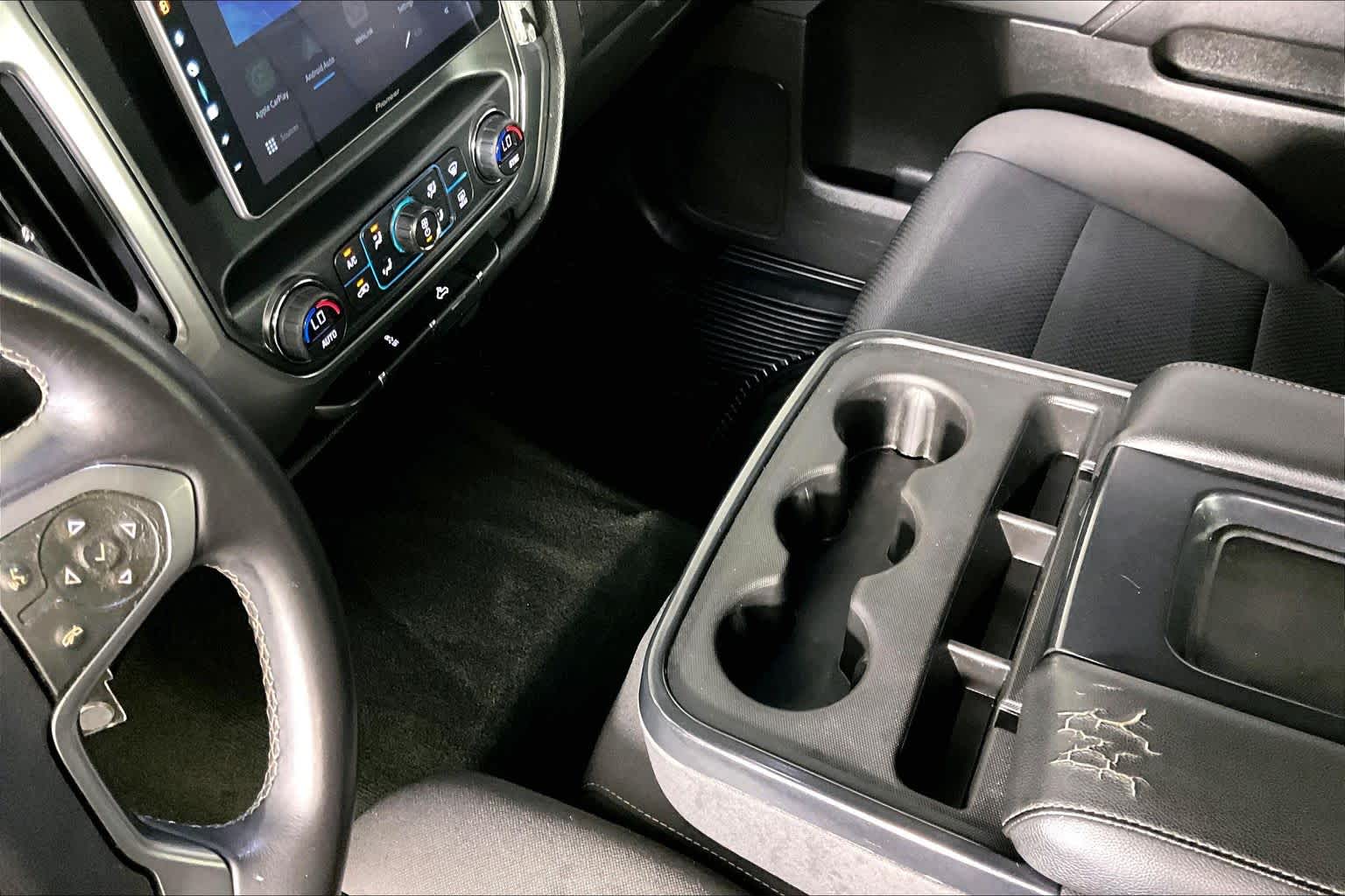 Used 2017 BLACK Chevrolet LT image 16