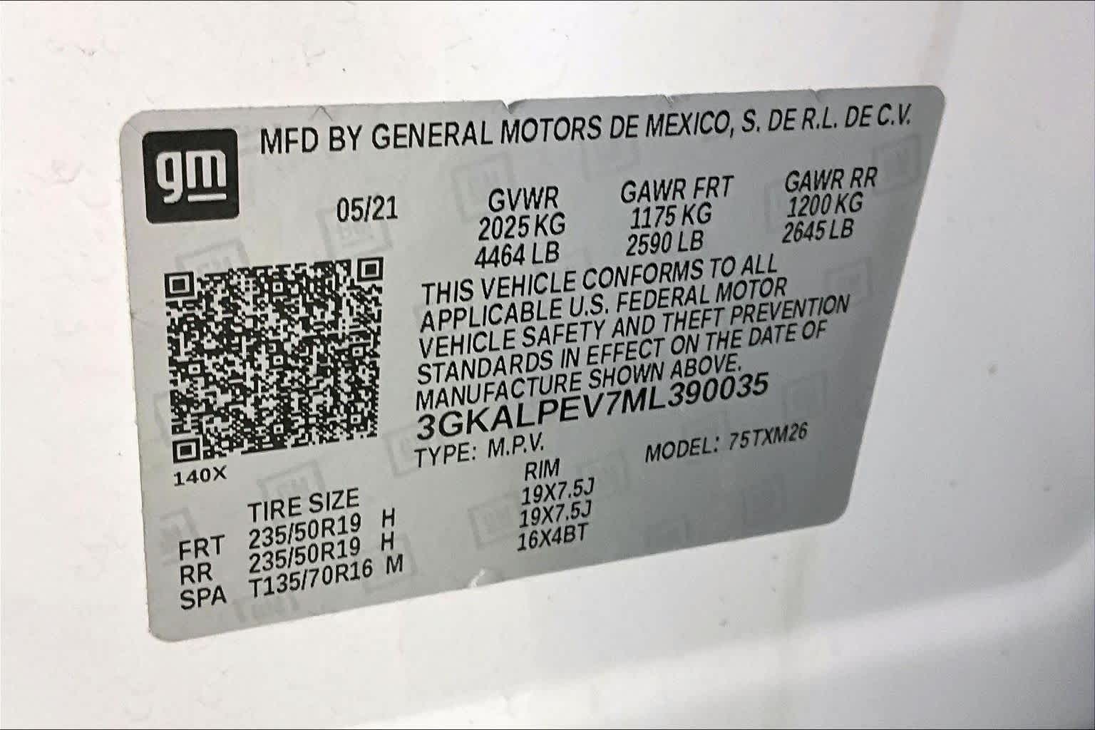 Certified Used 2021 WHITE FROST TRICOAT GMC SLT image 36
