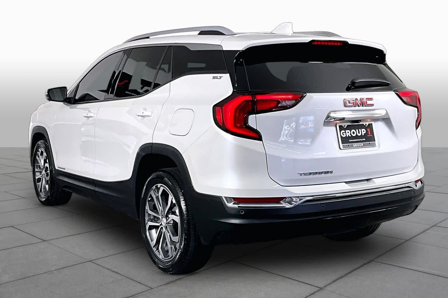 Certified Used 2021 WHITE FROST TRICOAT GMC SLT image 12