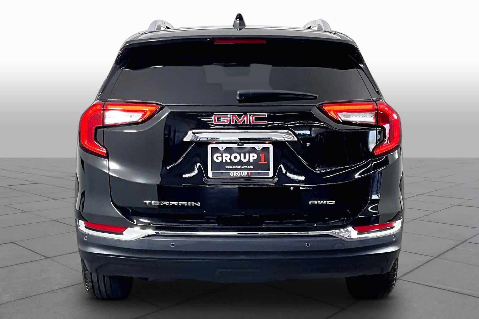 Certified Pre-Owned 2024 GMC Terrain SLT