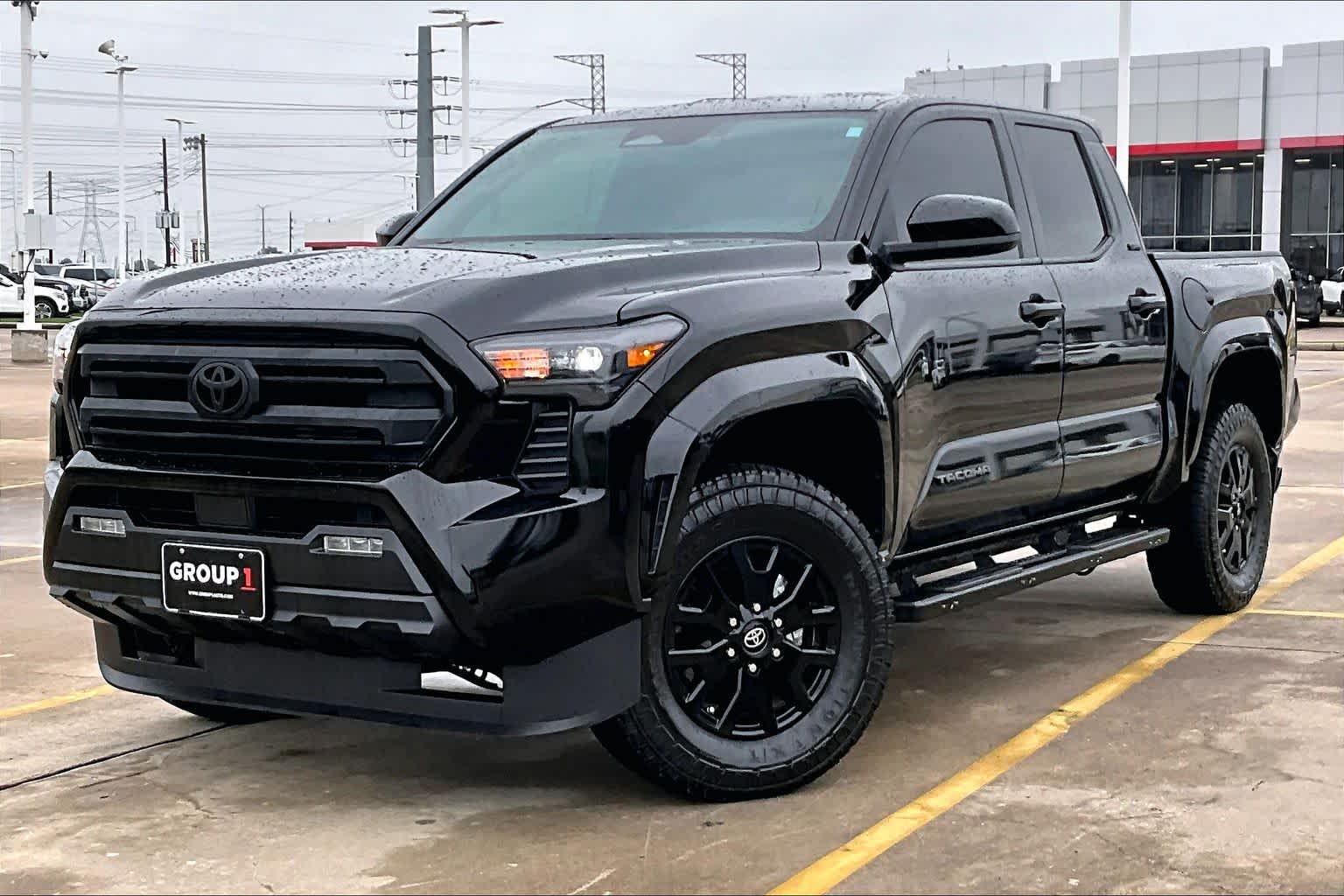 View vehicle photo 2