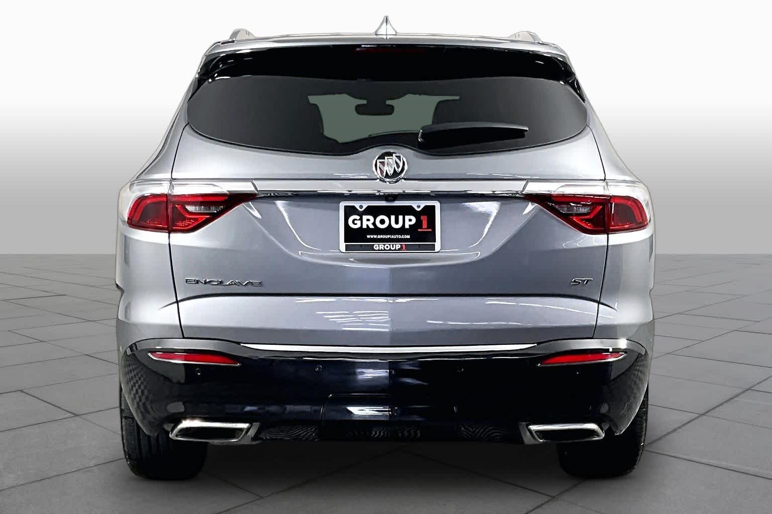 Pre-Owned 2023 Buick Enclave Essence