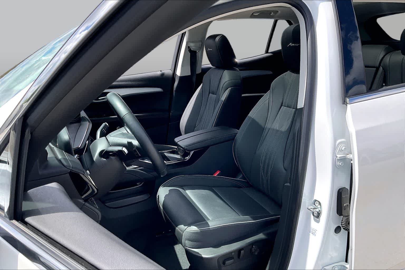 Certified Pre-Owned 2025 Buick Envision Avenir