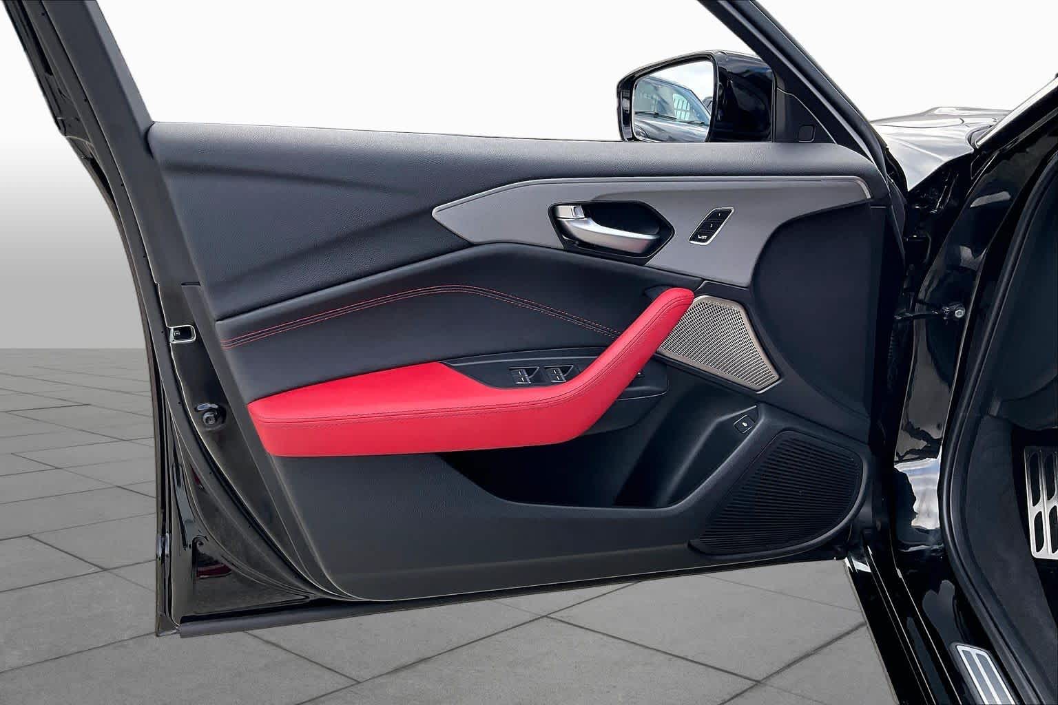 2025 Acura TLX photo 22 of 35