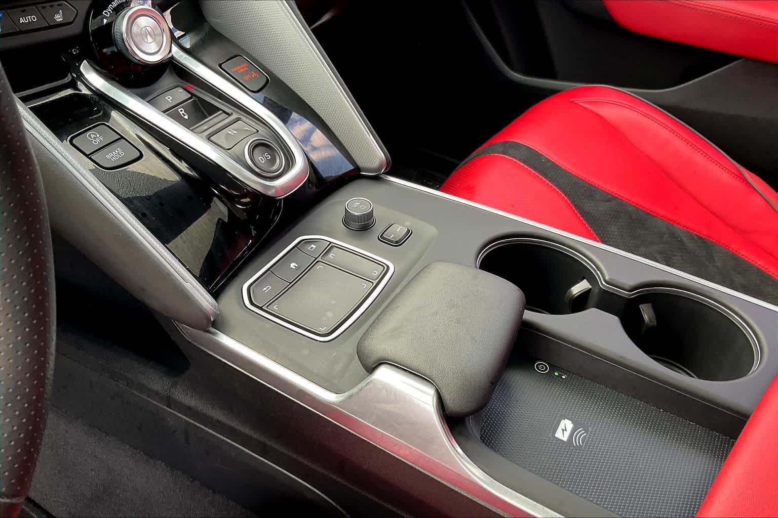 2025 Acura TLX photo 17 of 35