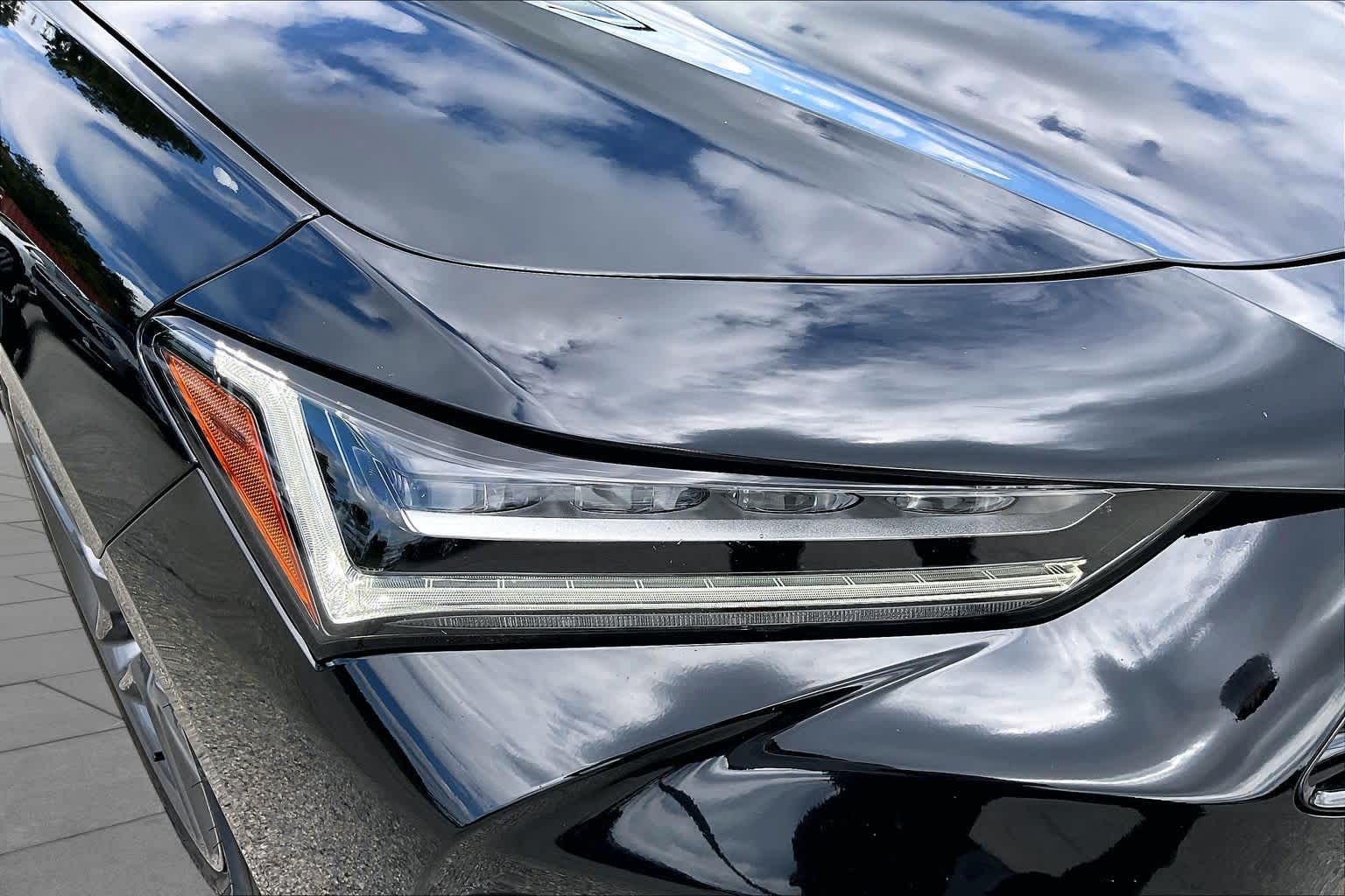 2025 Acura TLX photo 28 of 35
