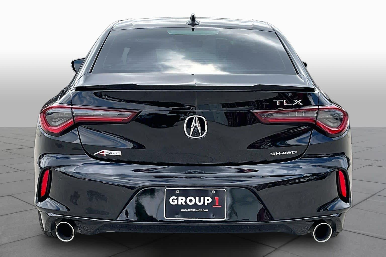 2025 Acura TLX photo 5 of 35