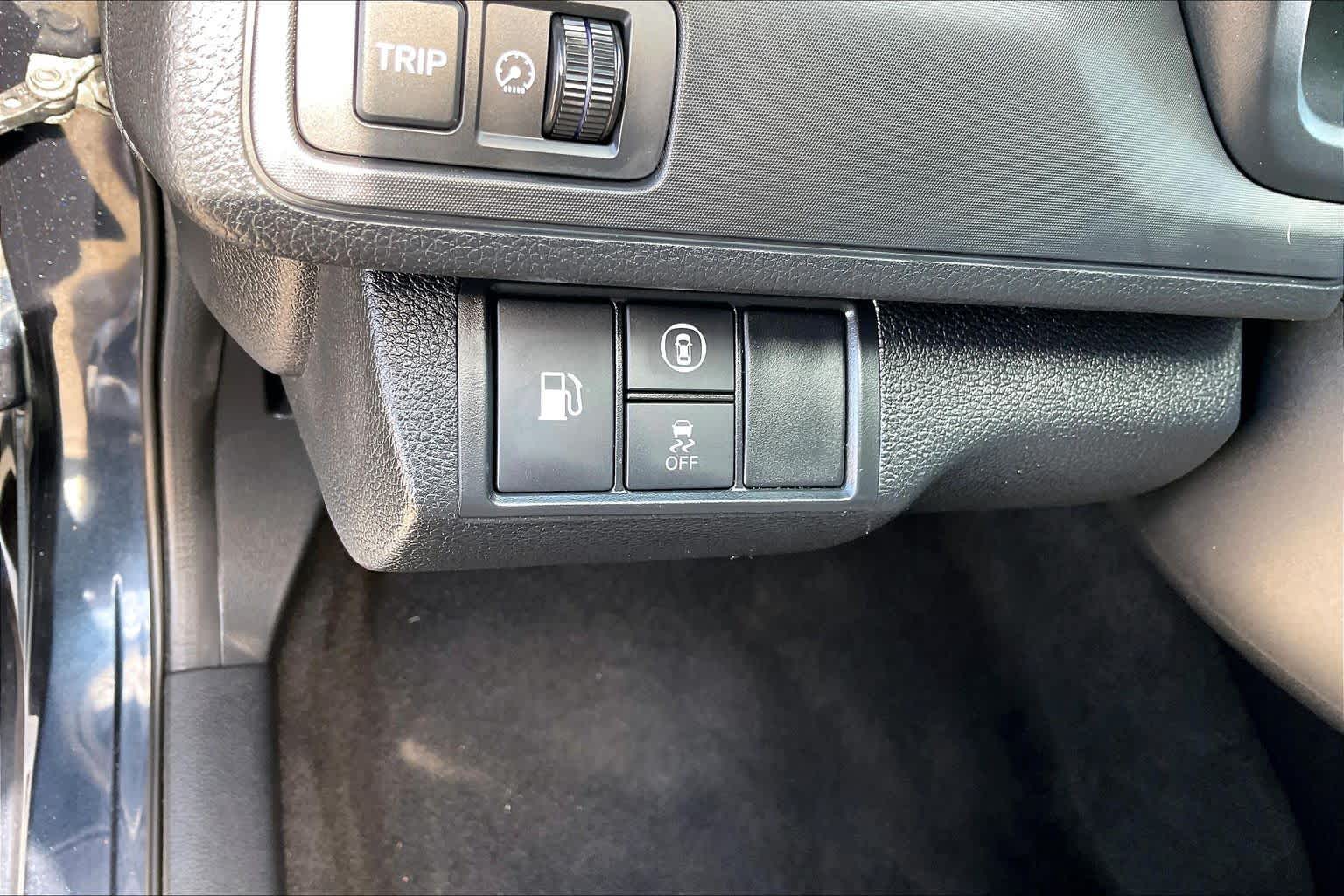 2020 Honda Insight photo 14 of 34