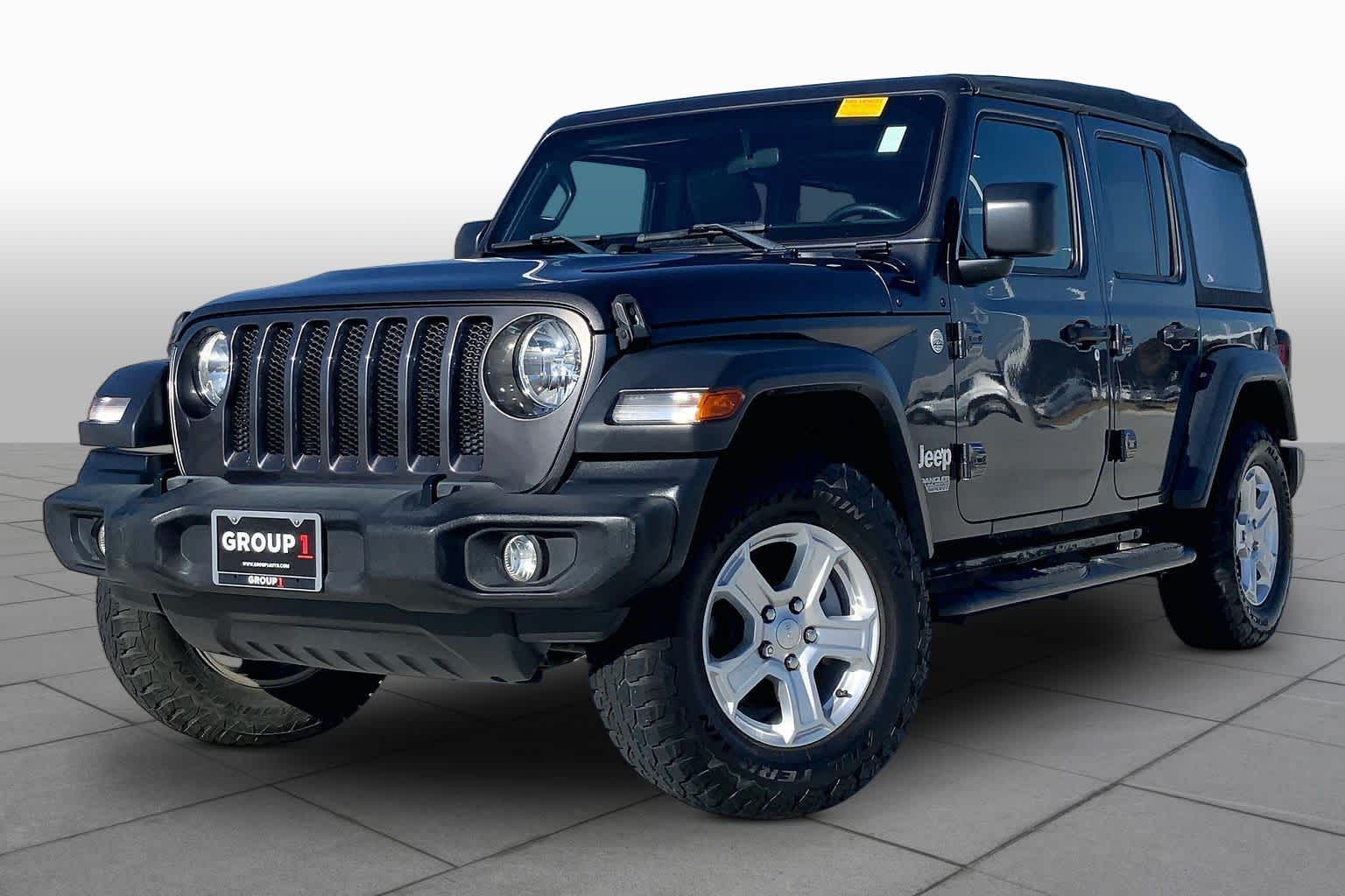View vehicle photo 2