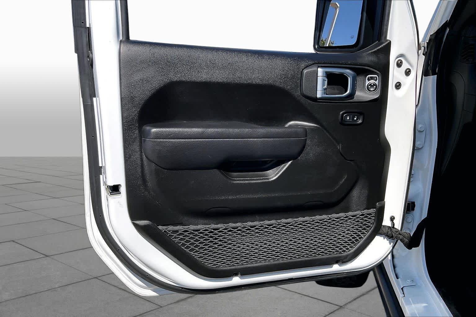 2026 Jeep Wrangler photo 20 of 32