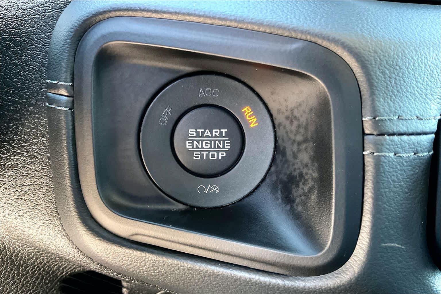 2026 Jeep Wrangler photo 31 of 32